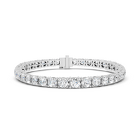 Graduated Round-Cut Diamond Tennis Bracelet