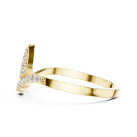 Elegant Leaf-Shaped Diamond Pavé Ring